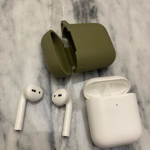 Apple AirPods